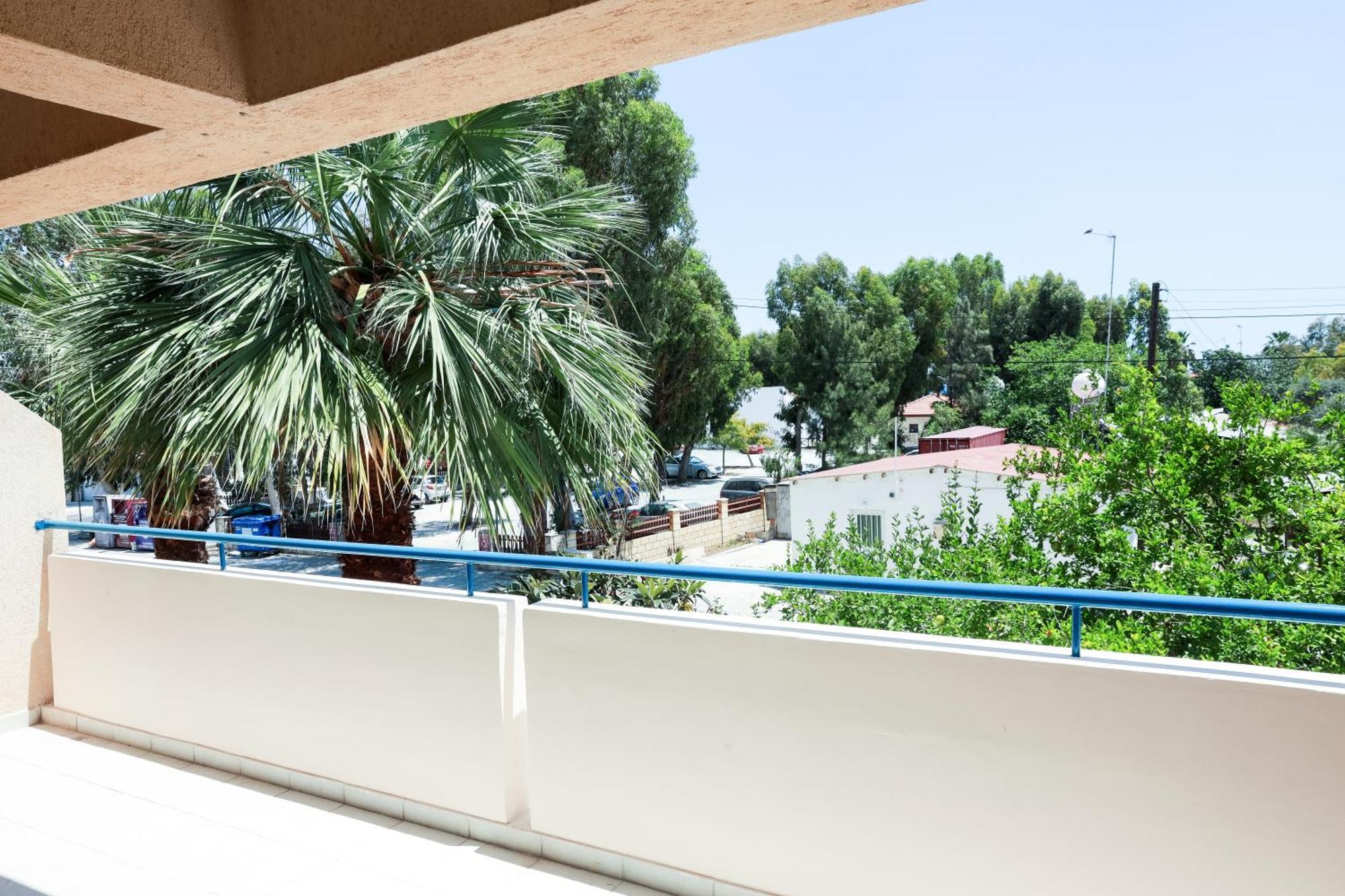 Mackenzie Apartment 101 Larnaca Ngoại thất bức ảnh